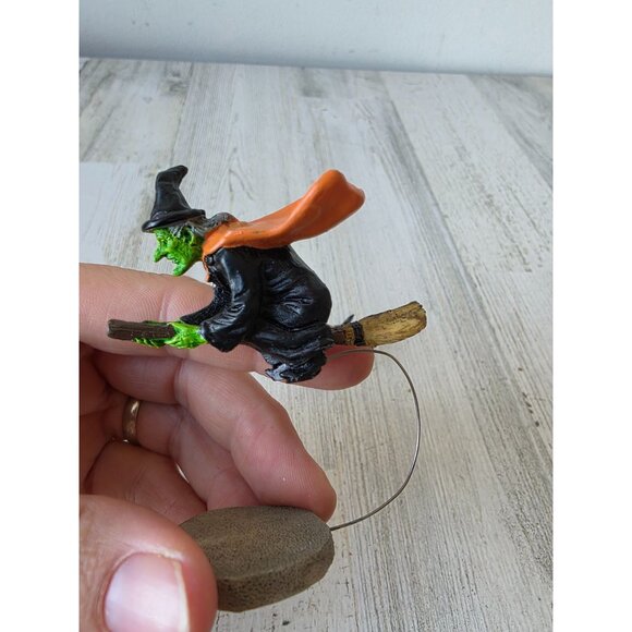 Lemax flying witch cat pumpkin dog Halloween accessory people - Picture 4 of 6